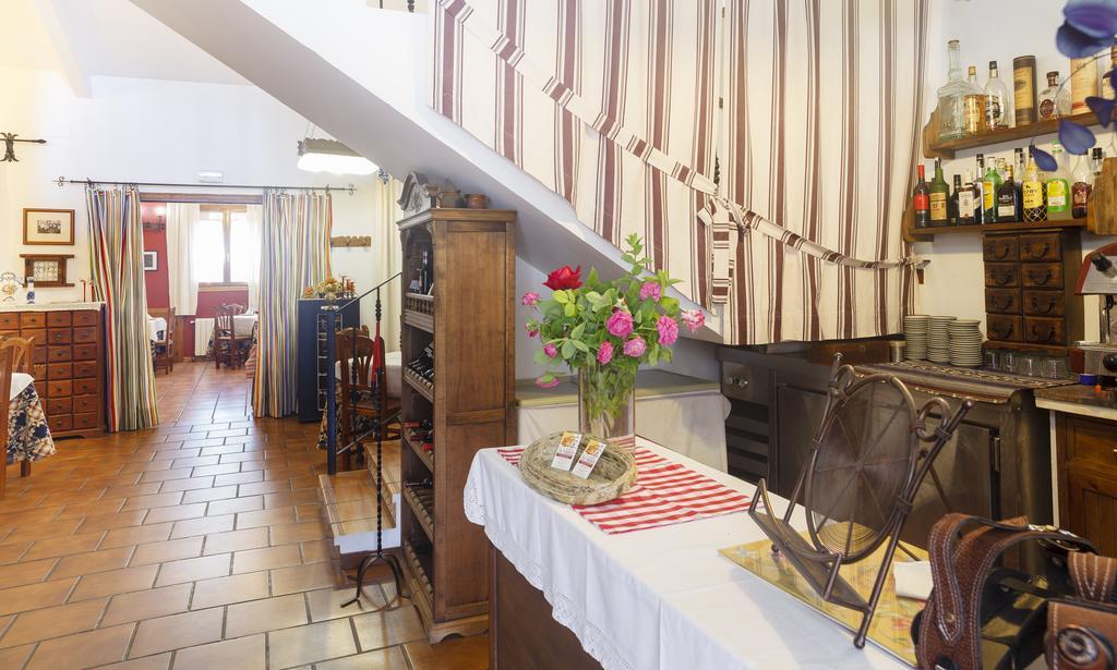 La Casa Del Tio Venancio Vendégház Caracenilla Kültér fotó
