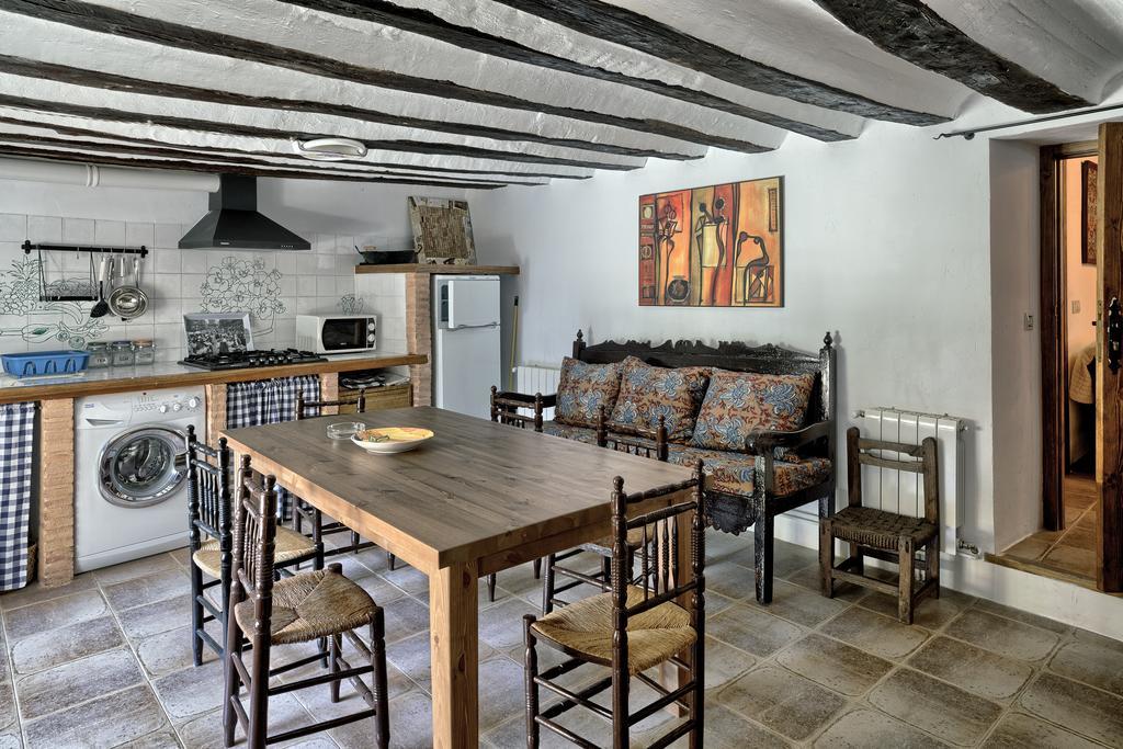 La Casa Del Tio Venancio Vendégház Caracenilla Kültér fotó