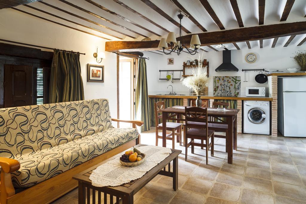 La Casa Del Tio Venancio Vendégház Caracenilla Szoba fotó
