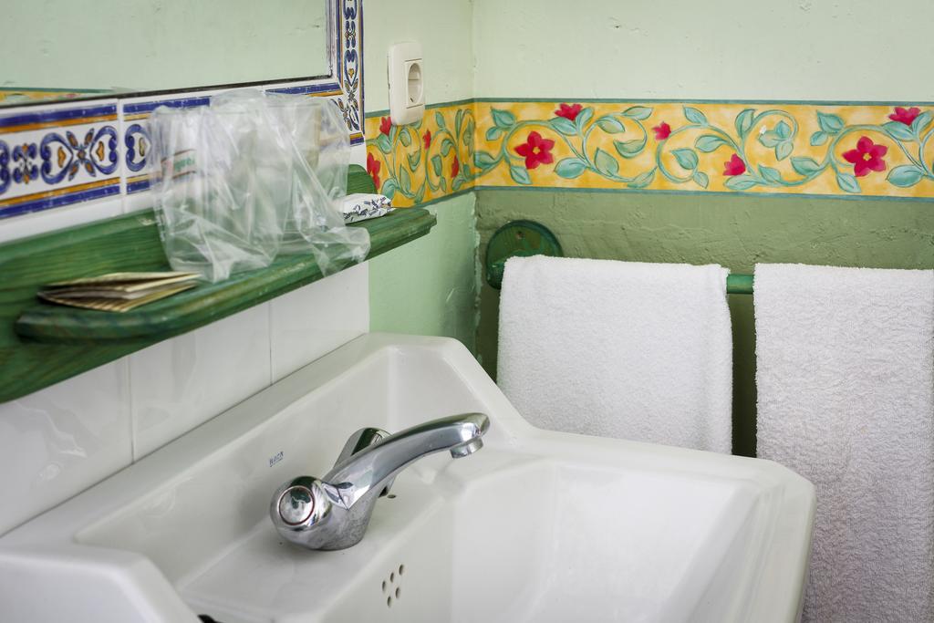 La Casa Del Tio Venancio Vendégház Caracenilla Szoba fotó
